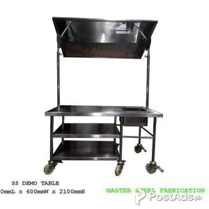 Stainless Steel Demo Table with Sink | PostAds PH