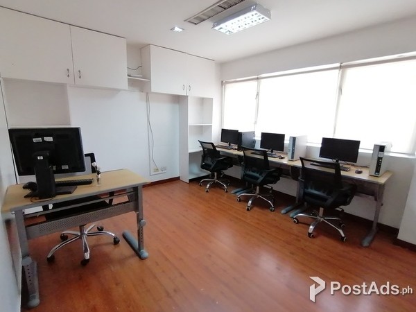 270SQM OFFICE FOR LEASE FOR RENT IN MAKATI