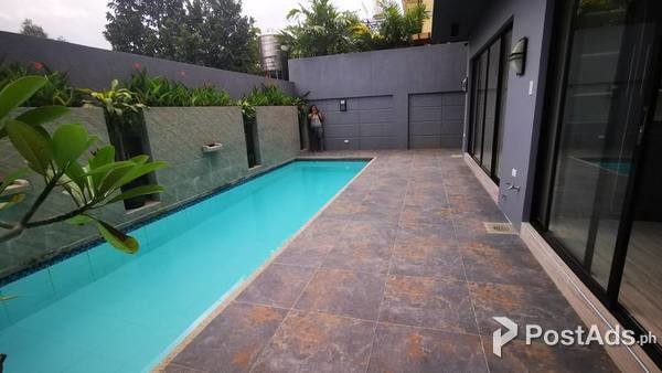Ready For Occupancy: House and Lot Batasan Hills Quezon City near Comm