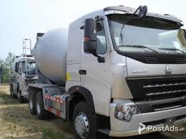 10 Wheeler Mixer Truck HOWO A7 Sinotruk 10 cbm Sinotruk Brand New