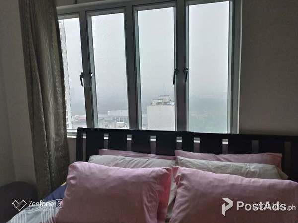 2 Bedroom Condo Near Robinsosn Manila For Sale Overlooking Manila Bay 