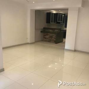 TOWNHOUSE FOR SALE NEAR AT UP TOWN QUEZON CITY | PostAds PH