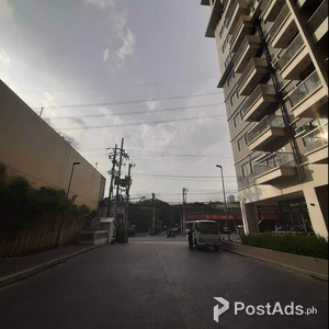 2 Bedroom Condo For Sale 5% Down Move in | PostAds PH