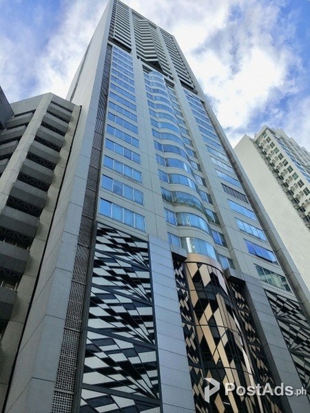 305 Sqm Office Space with Parking Slot for Sale in Makati City