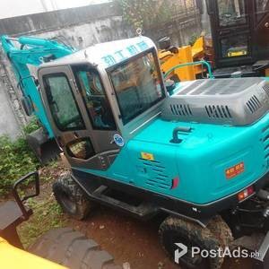 Mini backhoe Komatsu Counterpart PC60 | PostAds PH