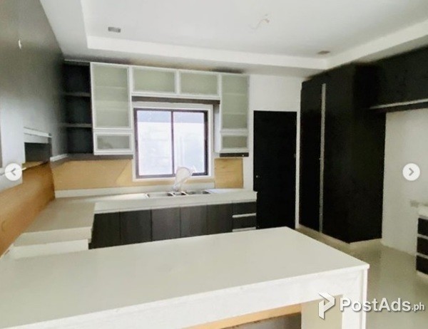 FOR SALE HOUSE AND LOT IN FILINVEST 2 QUEZON CITY 