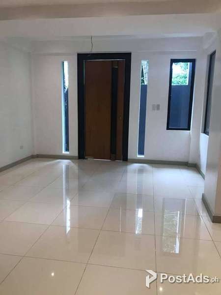 FOR SALE 2 CAR GARAGE, 2 STOREY TOWNHOUSE UNIT AT TEACHERS VILLAGE QC!