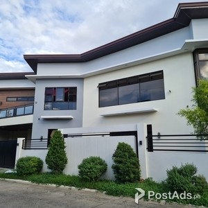 4BR Corner House For Sale in BF Homes, Las Pinas | PostAds PH