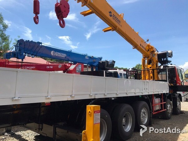 Boom truck 20 tons - like new