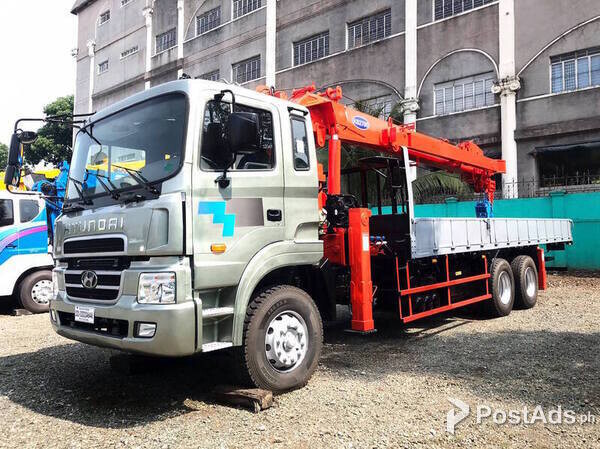 Hyundai Boom truck 10 tons