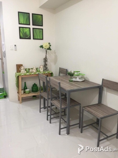 Tagaytay 1 BR unit for sale overlooking Taal Lake