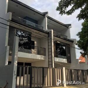 RESALE- Town and Country Townhouse RFO | PostAds PH