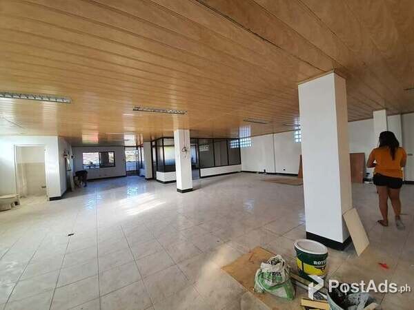 INCOME GENERATING BUILDING WAREHOUSE FOR SALE 