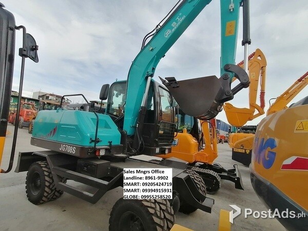 JINGGONG wheel type backhoe excavator .25-.30cbm with breaker line