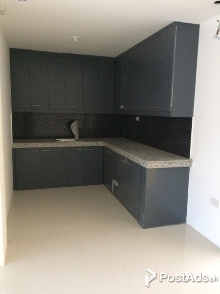 Brandnew House at Village East Exec.Homes Cainta