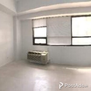 Taguig BGC Studio unit w/ 1 parking for sale at Icon Tower | PostAds PH
