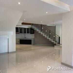 TOWNHOUSE UNIT FOR SALE IN TEACHERS VILLAGE QUEZON CITY!!.. | PostAds PH