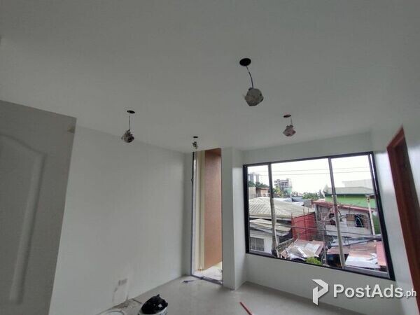 NEAR RFO TOWNHOUSE Banawa Cebu City