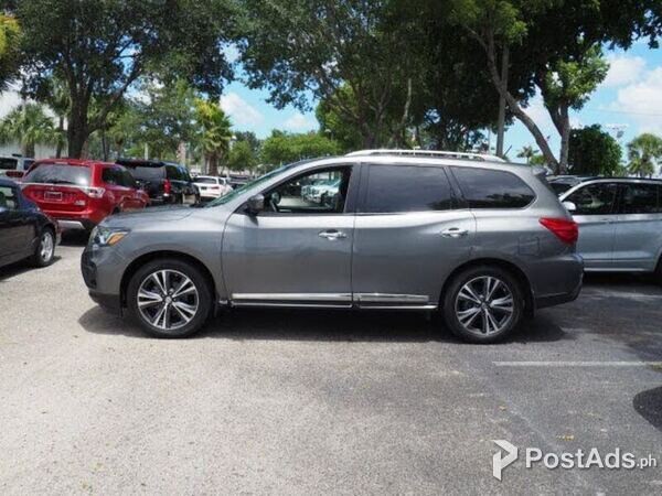 2017 Nissan Pathfinder Platinum Full Option  for sale 