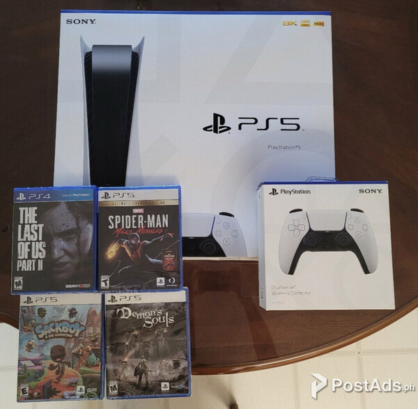 Original Sony PlayStation 5 Console Disc Version (PS5) SEALED 