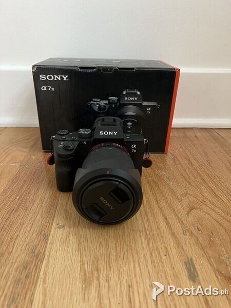 Sony a7 iii Camera: Body and Lens