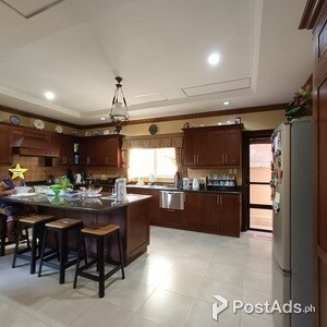 5BR HOUSE VISTAMAR MACTAN CEBU NEAR BEACH | PostAds PH