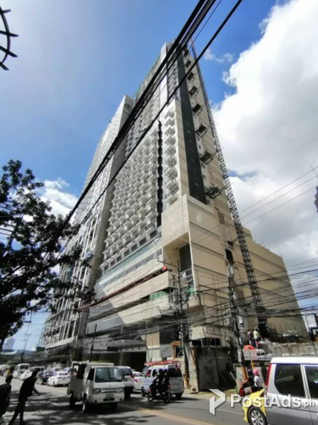 READY TO OCCUPY CONDO FOR SALE NEAR AYALA MALL
