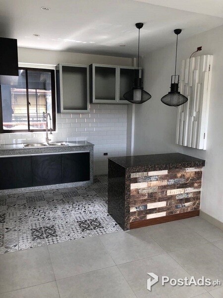 TOWNHOUSE UNIT FOR SALE IN QUEZON CITY!!!...