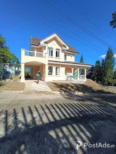 HOUSES FOR SALE AT RIVERDALE CEBU