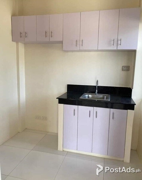 SPACIOUS TOWNHOUSE MACTAN CEBU @BREEZA COVES