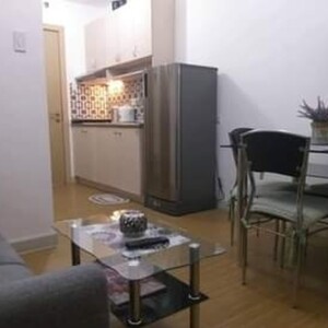 1 BR Condominium Unit for Rent | PostAds PH