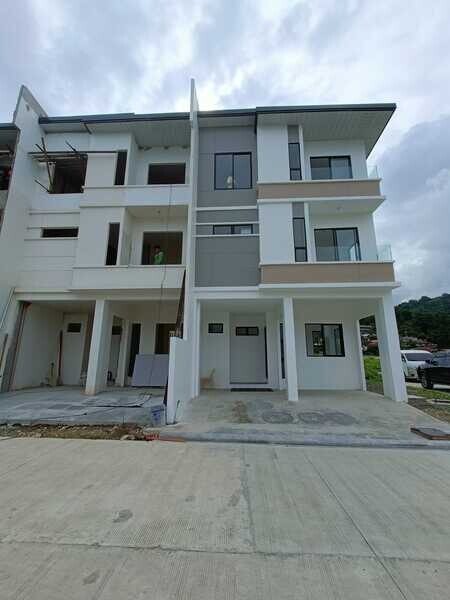 PRESELLING TOWNHOUSE TALAMBAN CEBU CITY ACROPOLIS TALAMBAN