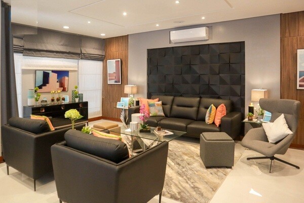 Manila 4 BR Townhouse for sale near Quiapo and San Sebastian Church