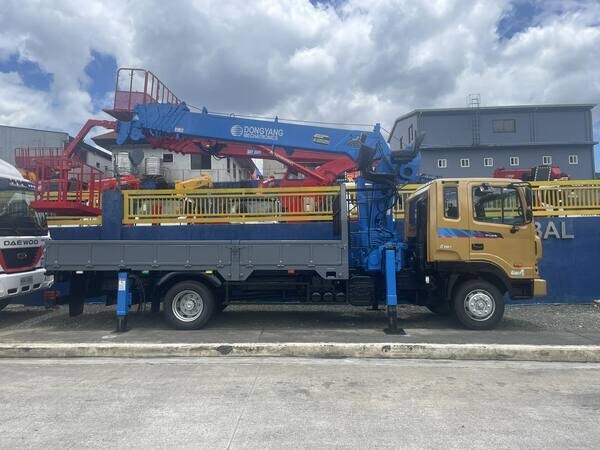 For Sale: Hyundai 7 Tons Boom Truck/ Cargo Crane Truck Dongyang SS1937