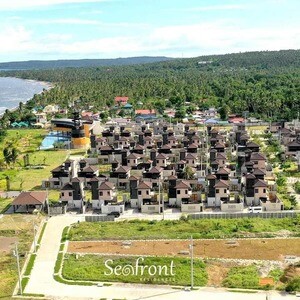 Beach House and Lot for sale in SEAFRONT RESIDENCES San Juan Batangas | PostAds PH