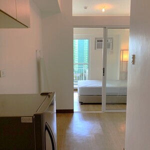 Condo Unit For Rent - 9th Floor South Tower at Infina Towers | PostAds PH