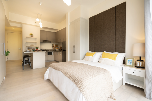 32 SANSON BY ROCKWELL: RFO STUDIO CONDO UNIT FOR SALE IN LAHUG, CEBU