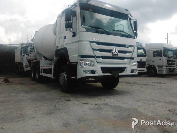 6X4 10 Wheeler HOWO Mixer Truck