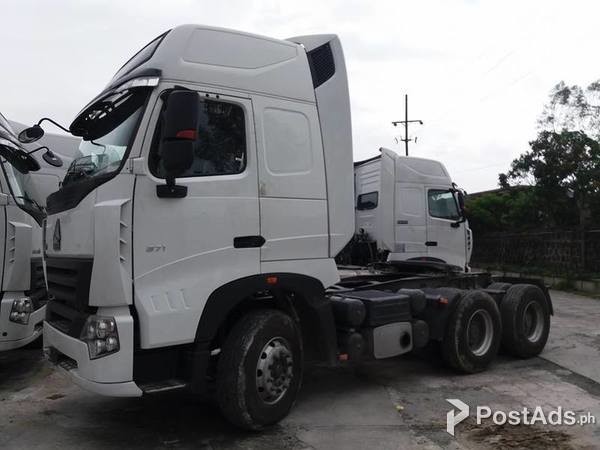 SINOTRUK A7 6X4 380HP HIGH TOP TRACTOR TRUCK LHD EURO 4