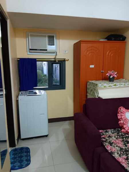 Taguig Studio unit for Sale beside Venice Mall at Viceroy Tower