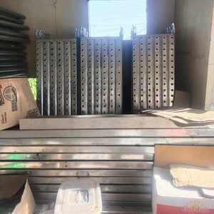 h-frames and catwalk | PostAds PH
