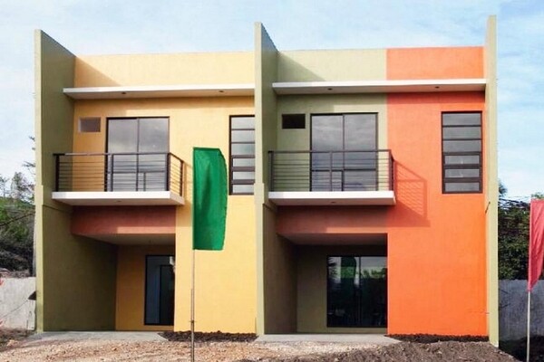 Townhouses in Casili Consolacion Cebu