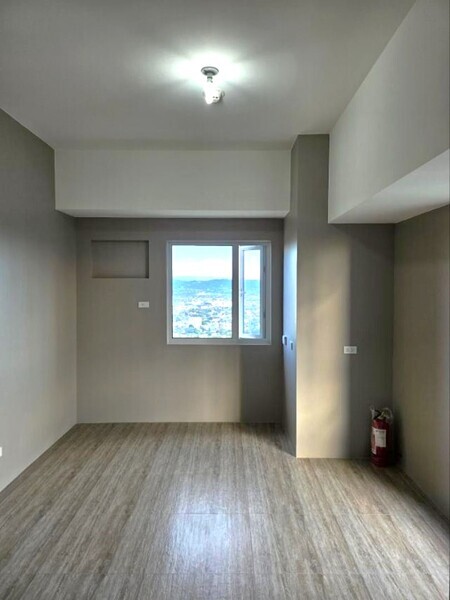 Condo Unit For Rent - 35th Floor at Torre Lorenzo Loyola