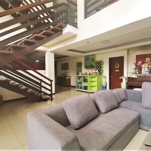 BF Resort: 2 Lots and a House with Huge Roofdeck | PostAds PH