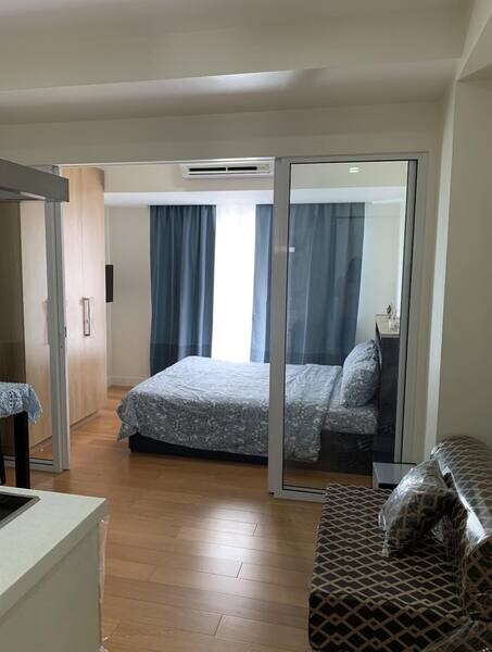 28sqm 1 BR fully furnished condo