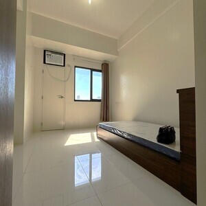 Condo Unit For Rent - 16th Floor at 3 Torre Lorenzo | PostAds PH