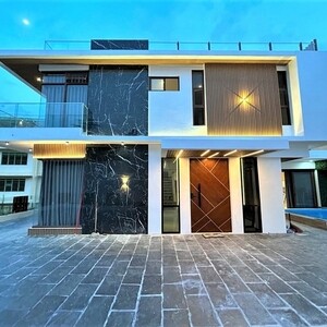 Cebu 48M Brandnew House and Lot with Swimming Pool in Vista Grande | PostAds PH