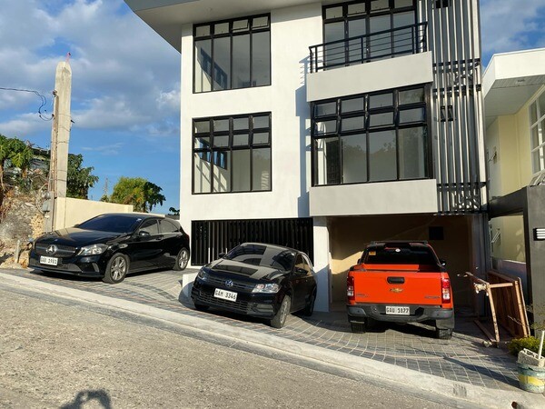 25M 3Storey Overlooking Brandnew House and Lot with Swimming Pool in Ta