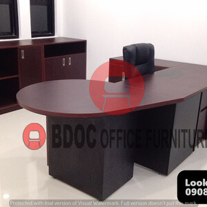 Executive Table / Office Table / Office Partition / Office Furniture | PostAds PH