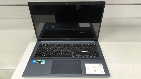 LENOVO LOQ 15IRX9 